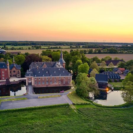 Hotel Schloss Wissen Weeze Exterior foto